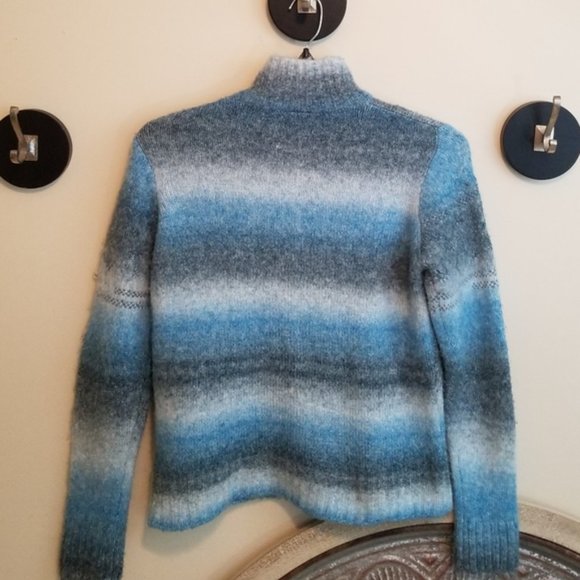 COLUMBIA  Zip Front Ombre Stripe Sweater - Picture 2 of 9